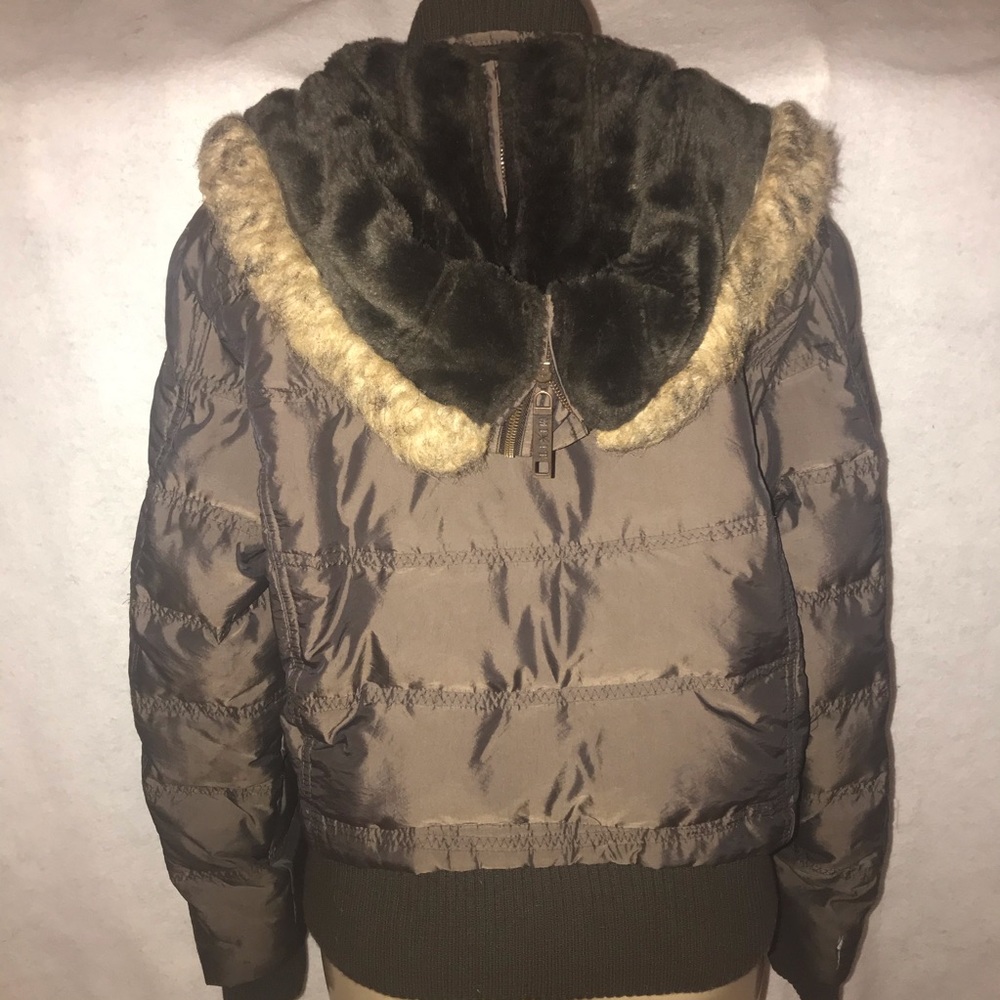 Jacket - Picture 4 of 6